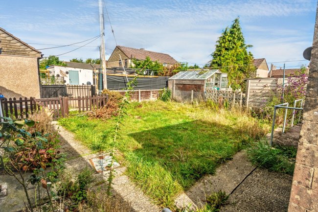 51 Martins Croft, Colerne, Wiltshire, SN14 8DT 4