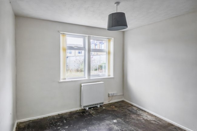 51 Martins Croft, Colerne, Wiltshire, SN14 8DT 4