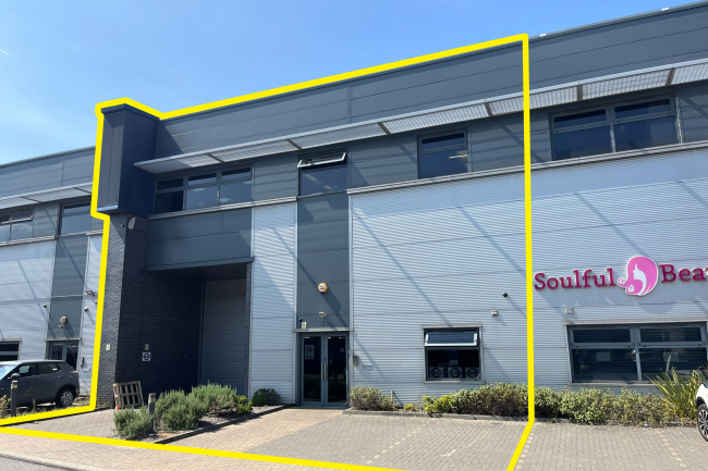 Unit 4 North Circular Business Park, 400 North Circular Road, Wembley, NW10 0AB 2