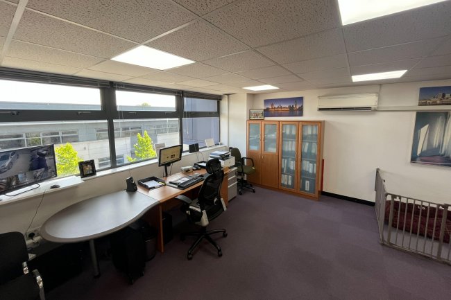 Unit 4 North Circular Business Park, 400 North Circular Road, Wembley, NW10 0AB 2