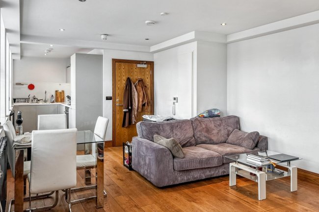 14 Galbraith House, 141 Great Charles Street, Birmingham, West Midlands, B3 3LG 10