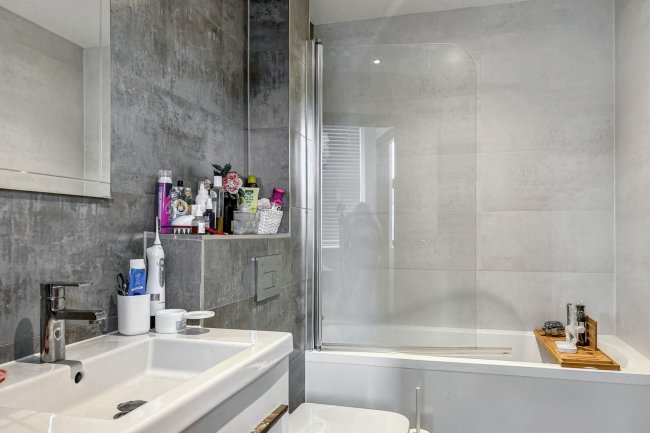 14 Galbraith House, 141 Great Charles Street, Birmingham, West Midlands, B3 3LG 10