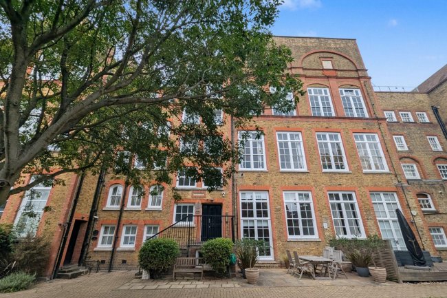 Unit 8, 50 Blackheath Road, Greenwich, London SE10 8DZ 8