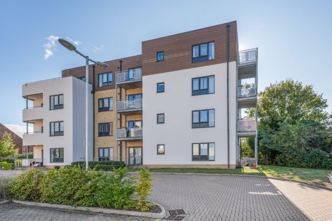 Moulsham Lodge, Waltham Glen, Chelmsford, Essex CM2 9EL 5