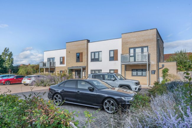 Moulsham Lodge, Waltham Glen, Chelmsford, Essex CM2 9EL 5