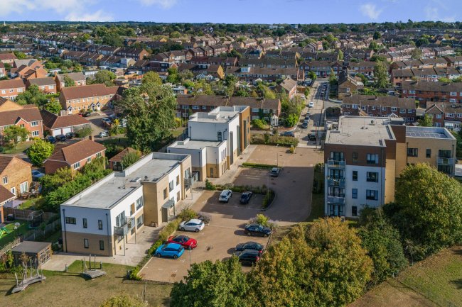 Moulsham Lodge, Waltham Glen, Chelmsford, Essex CM2 9EL 5