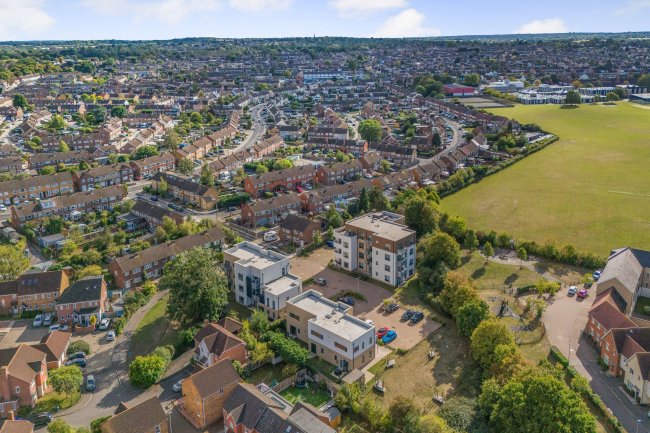 Moulsham Lodge, Waltham Glen, Chelmsford, Essex CM2 9EL 5