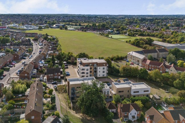 Moulsham Lodge, Waltham Glen, Chelmsford, Essex CM2 9EL 5