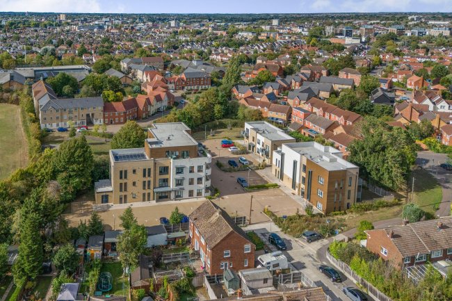 Moulsham Lodge, Waltham Glen, Chelmsford, Essex CM2 9EL 5