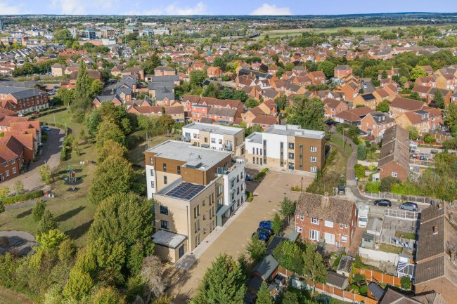 Moulsham Lodge, Waltham Glen, Chelmsford, Essex CM2 9EL 5