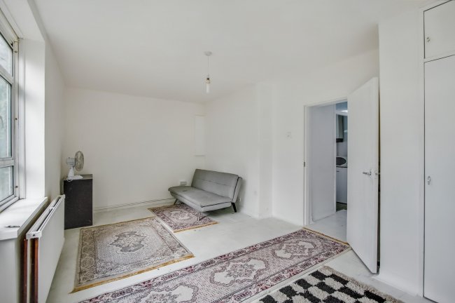 Flat 7 Hinchinbrook House, Mortimer Crescent, Kilburn, London, NW6 5UP 3