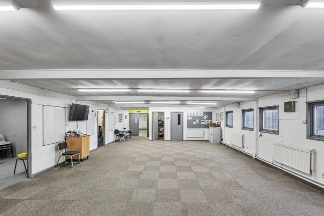 St John Ambulance, 32 / 132 Sion Street, Radcliffe, Manchester, M26 3SB 6