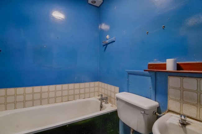 46E Barons Court Road, Barons Court, London W14 9DU 8