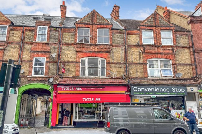 56c Knights Hill, West Norwood, London SE27 0JD 10