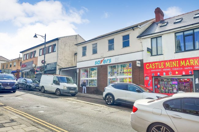 83 Cardiff Road, Caerphilly, CF83 1FQ 6