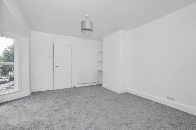 21 Jesmond Street, Folkestone, Kent, CT19 5QW 2