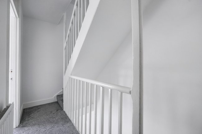 21 Jesmond Street, Folkestone, Kent, CT19 5QW 2