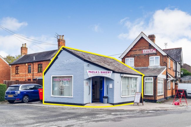 12 West Street, Steeple Claydon, Buckingham MK18 2NT 8