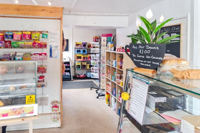 12 West Street, Steeple Claydon, Buckingham MK18 2NT 8