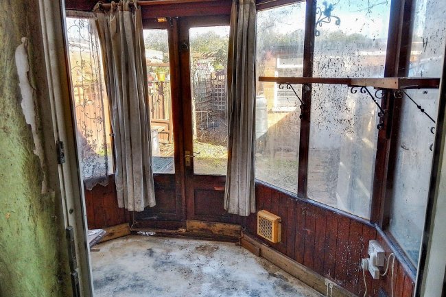 24 Conisborough, Toothill, Swindon SN5 8ES 2