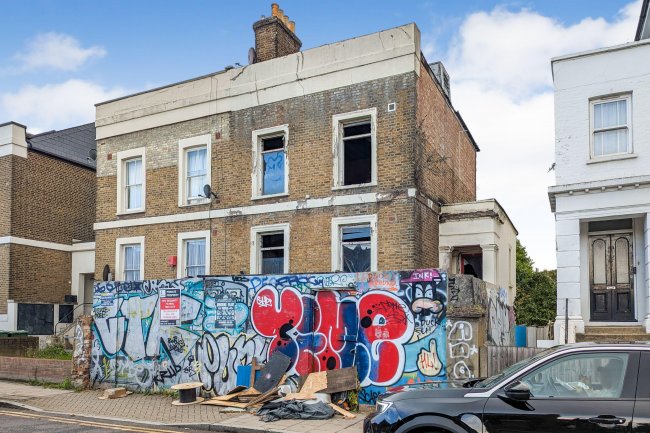 54 Lausanne Road, Peckham, London SE15 2JB 3