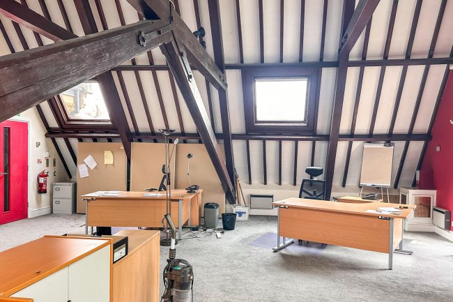 Suite 8 Wesley Chambers, Queens Road, Aldershot, Hampshire, GU11 3JD 9