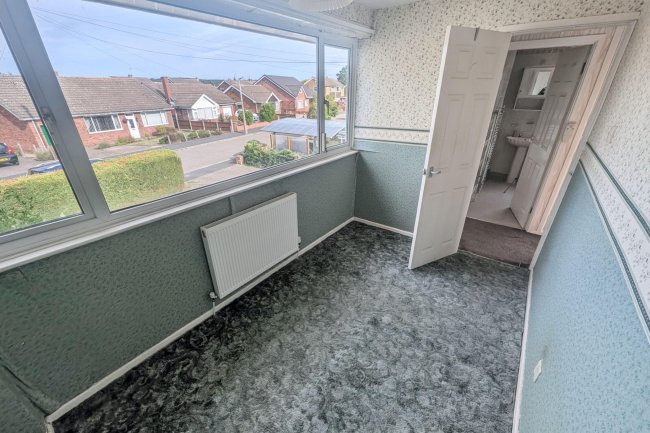 4 Redcliffe Road, Grantham, Lincolnshire, NG31 8EB 8