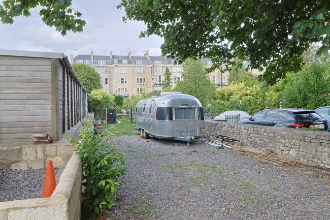 Garden Flat, 12 Kensington Place, Bath, Somerset, BA1 6AP 4