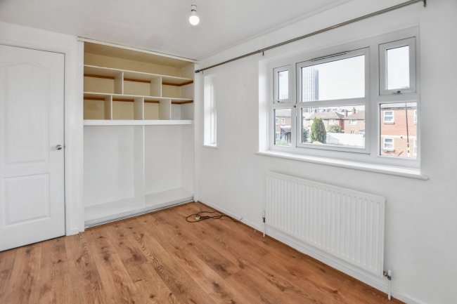 31 Cranberry Lane, Canning Town, London E16 4PD 10