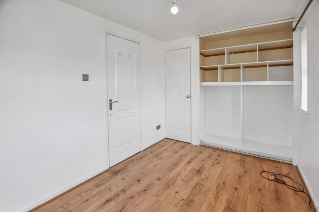 31 Cranberry Lane, Canning Town, London E16 4PD 10