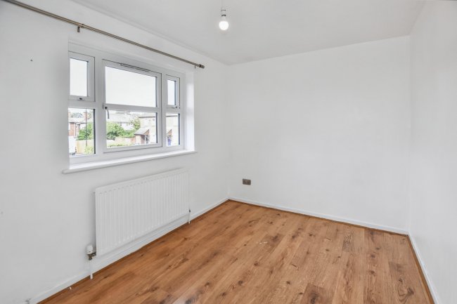 31 Cranberry Lane, Canning Town, London E16 4PD 10