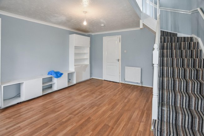 31 Cranberry Lane, Canning Town, London E16 4PD 10