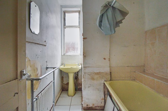 130 Albert Road, Leyton, London, E10 6PB 7