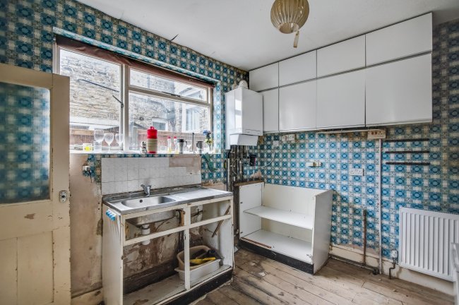 130 Albert Road, Leyton, London, E10 6PB 7