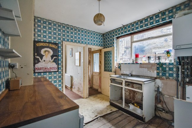 130 Albert Road, Leyton, London, E10 6PB 7