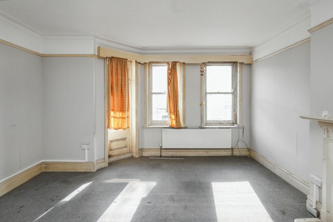 60 Delaware Mansions, Delaware Road, Maida Vale, London, W9 2LJ 1