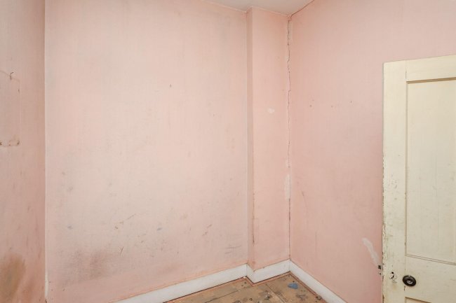 60 Delaware Mansions, Delaware Road, Maida Vale, London, W9 2LJ 1