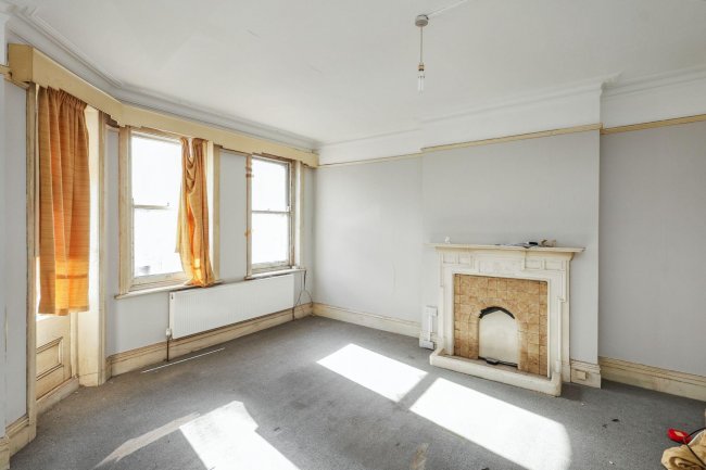 60 Delaware Mansions, Delaware Road, Maida Vale, London, W9 2LJ 1