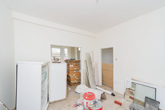 75 Plum Lane, Plumstead, London, SE18 3AG 5
