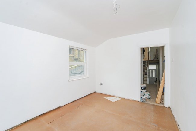 75 Plum Lane, Plumstead, London, SE18 3AG 5