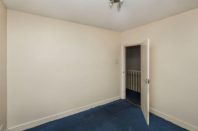 162 Lawrence Avenue, Manor Park, London, E12 5QP 10