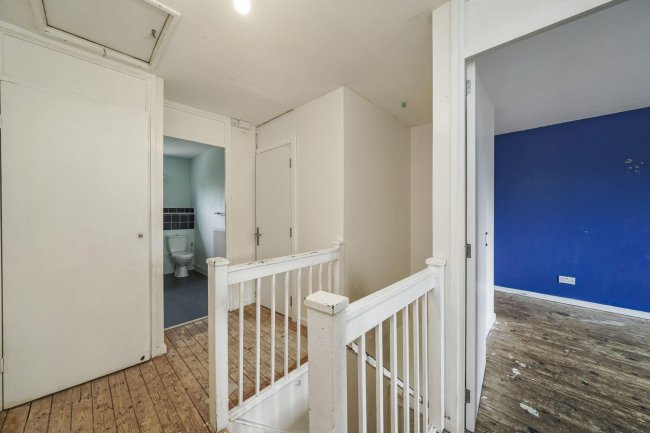 34 Chandlers Close, Feltham, Middlesex, TW14 9PG 8