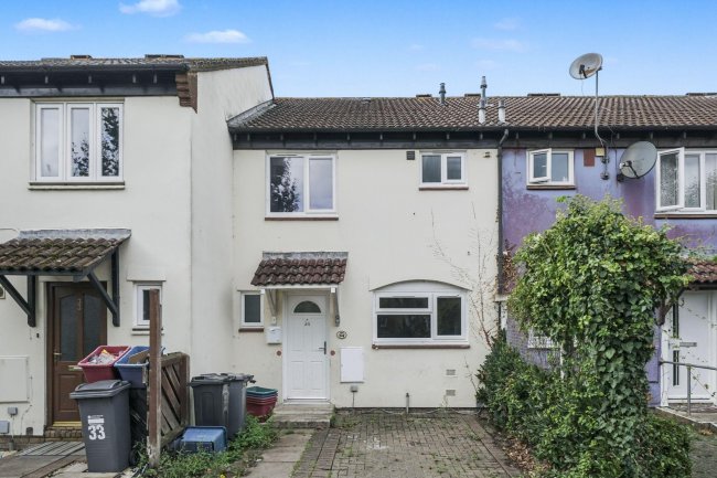 34 Chandlers Close, Feltham, Middlesex, TW14 9PG 8