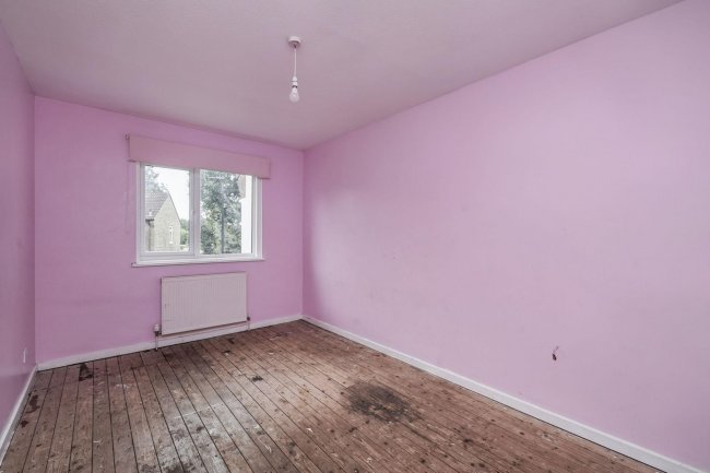 34 Chandlers Close, Feltham, Middlesex, TW14 9PG 8