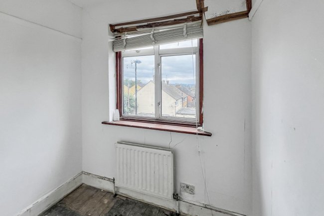 20 Beauchamp Road, Upper Norwood, London, SE19 3DE 3