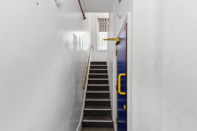 135 Junction Road, Archway, London, N19 5PX 9