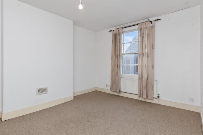 135 Junction Road, Archway, London, N19 5PX 9