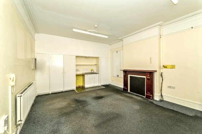 23 West Parade, Norwich, Norfolk, NR2 3DN 6