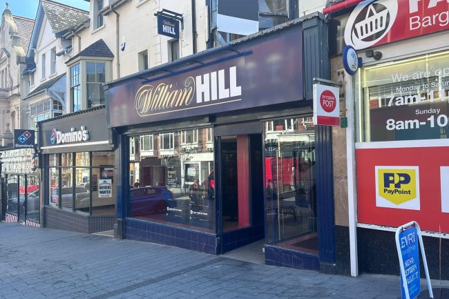 10/10A Station Road, Colwyn Bay, Clwyd, LL29 8BU 4