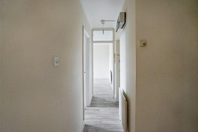 Flat C, 57 Queens Road, Tunbridge Wells, Kent TN4 9NA 9